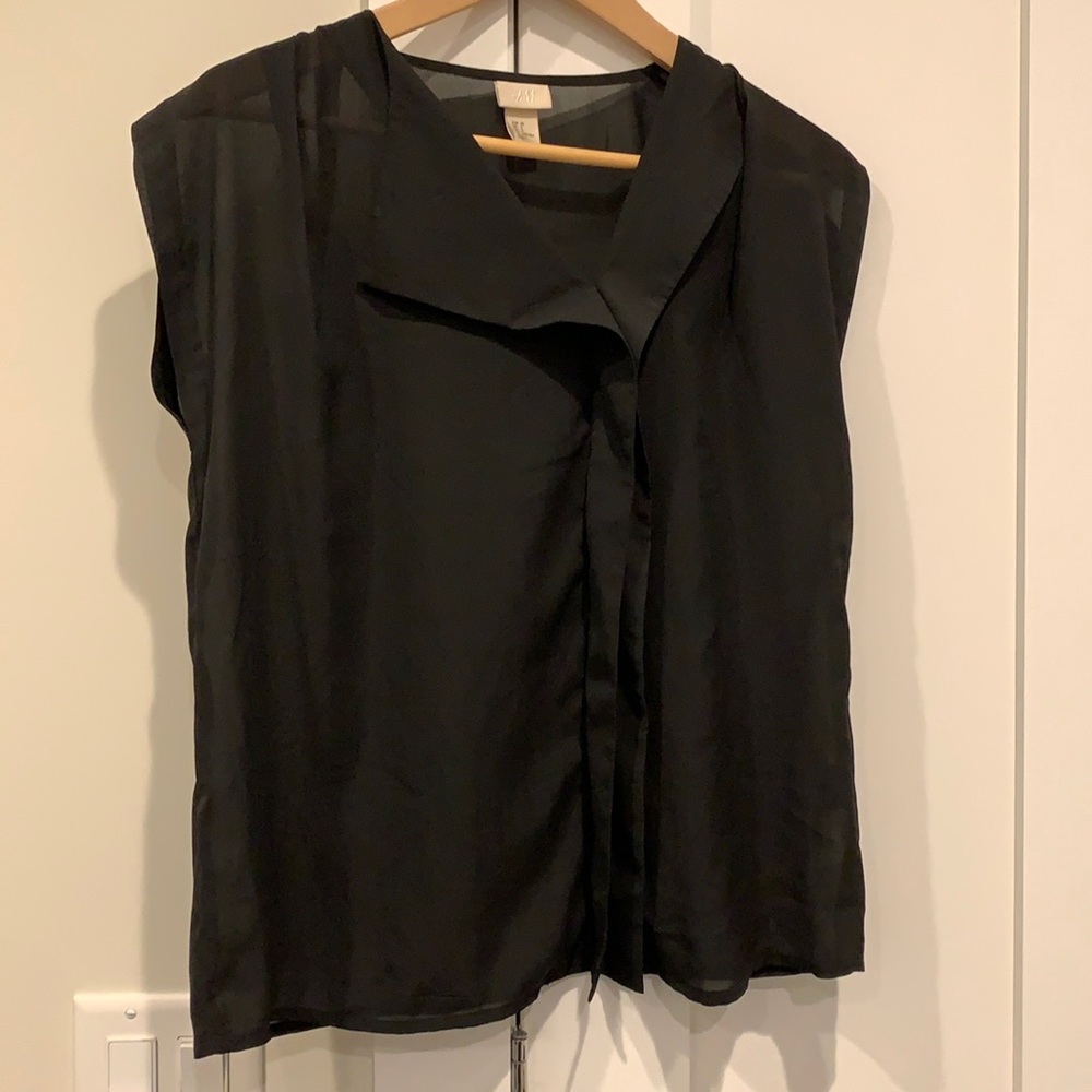 H&M trend short sleeve sheer shirt